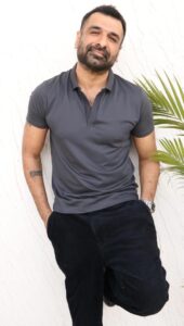 Eijaz Khan